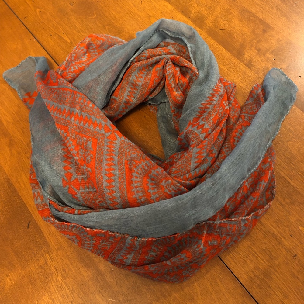 Stunning printed scarf